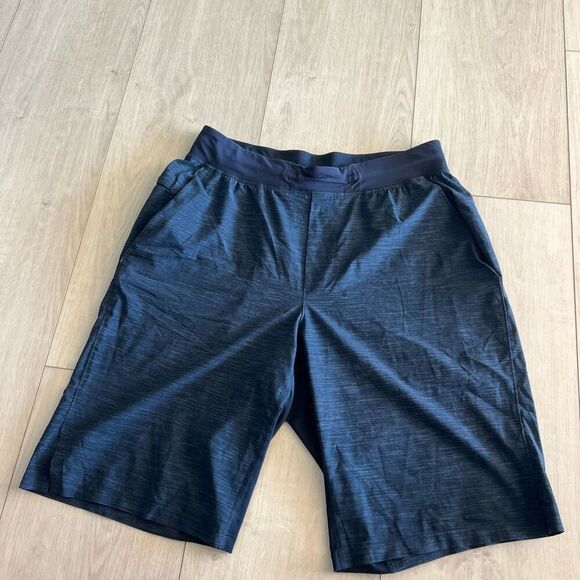 Lululemon men’s shorts size M - Picture 1 of 8
